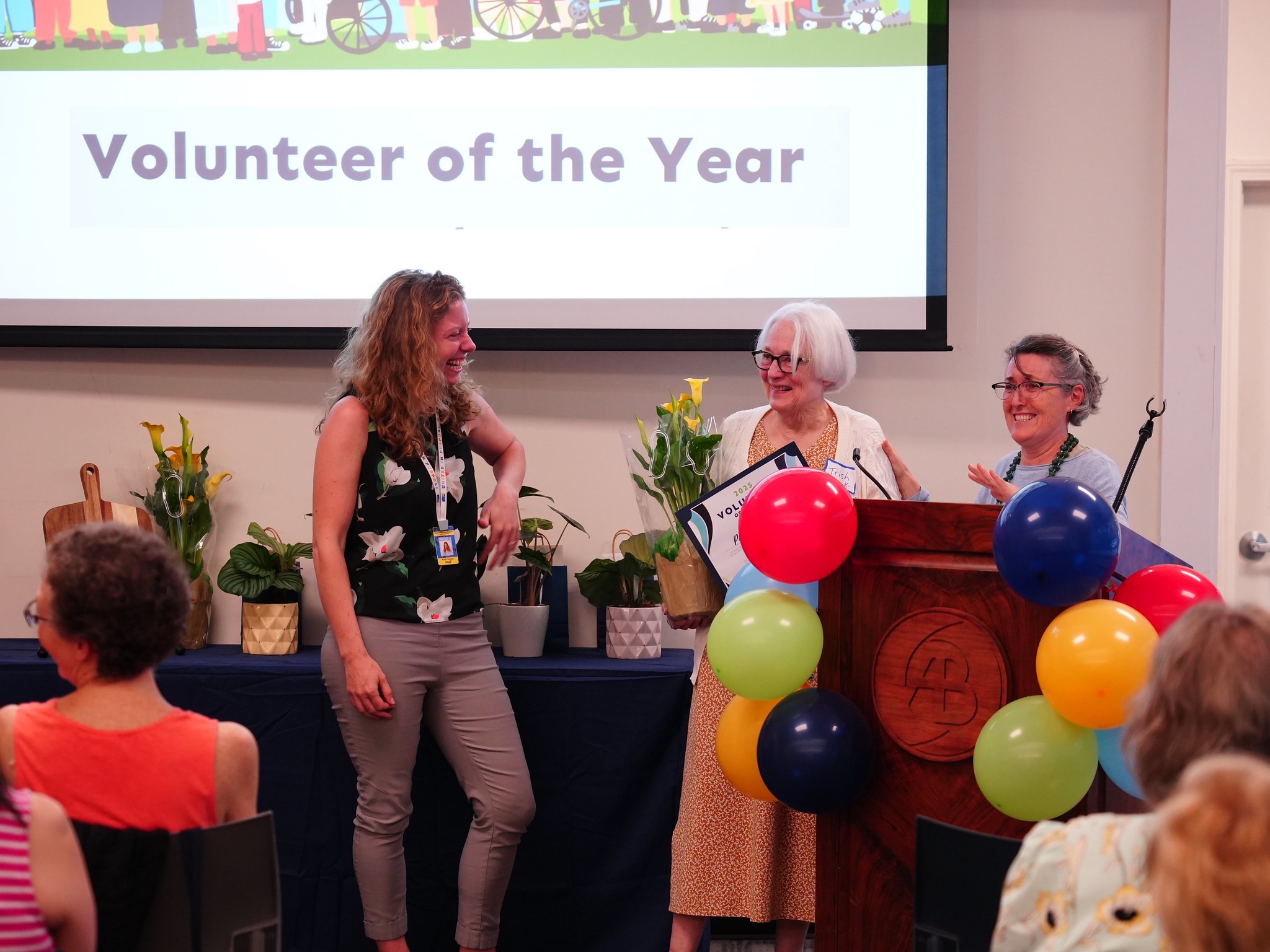 volunteer of the year awarded to trish